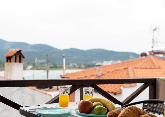 House Dimitra Sea View * Неос-Мармарас